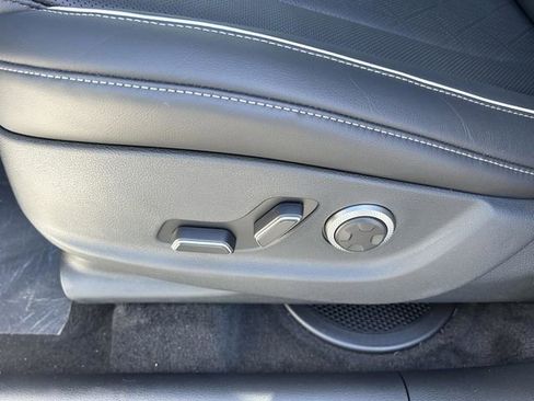 New 2026 Genesis GV80 2.5T Advanced image 25