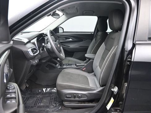 Used 2022 Chevrolet TrailBlazer LT w/ LPO, Blackout Package AWD/4WD image 24