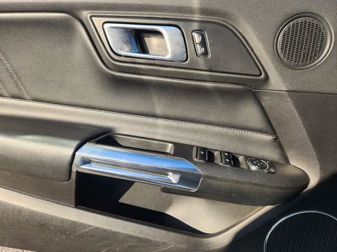 Used 2023 Ford Mustang Premium image 23