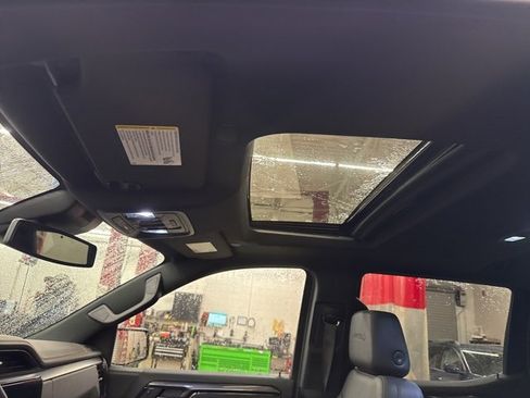 Used 2024 GMC Sierra 1500 AT4 w/ AT4 Premium Package image 11