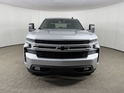 Used 2022 Chevrolet Silverado 1500 RST image 2
