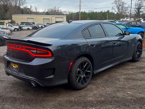 Used 2019 Dodge Charger R/T w/ Plus Group image 13