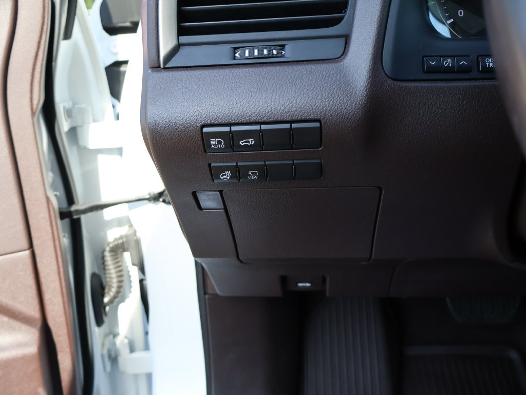Used 2020 Lexus RX 350 AWD w/ Premium Package image 31