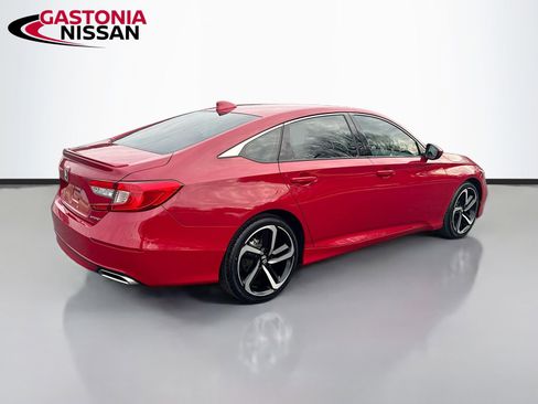 Used 2020 Honda Accord Sport image 9