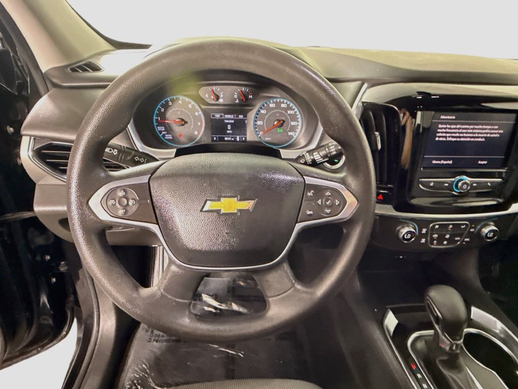 Used 2021 Chevrolet Traverse LS FWD image 12