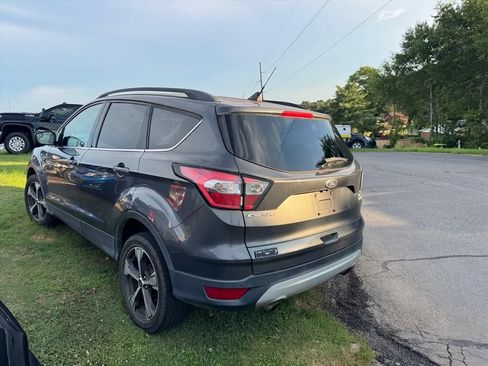 Used 2018 Ford Escape SEL FWD image 8