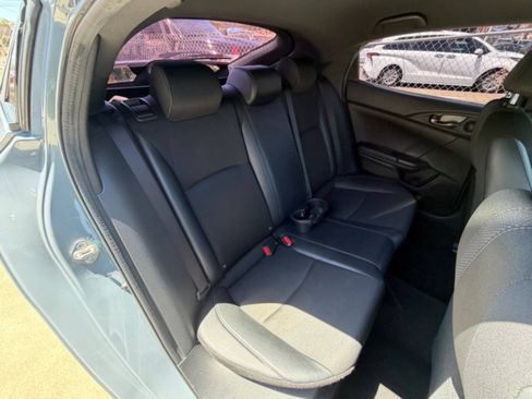 Used 2020 Honda Civic Sport image 9