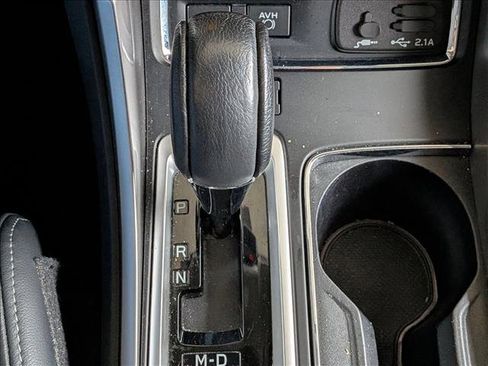 Used 2019 Subaru Ascent Limited image 12