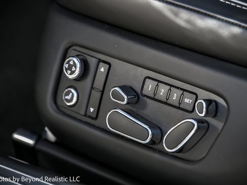 Used 2014 Bentley Flying Spur W12 image 26