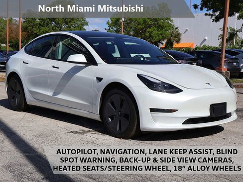 Used 2023 Tesla Model 3 Standard Range RWD image 1