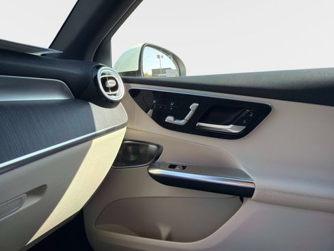 New 2026 Mercedes-Benz GLC 300 4MATIC image 20