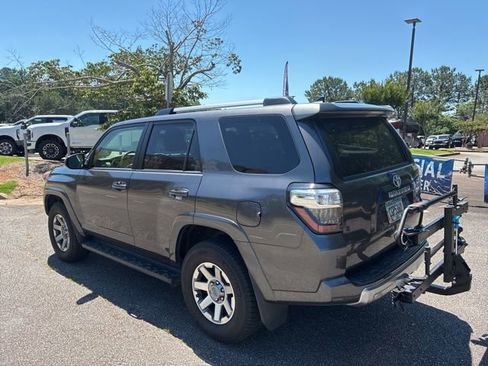Used 2014 Toyota 4Runner Trail AWD/4WD image 2