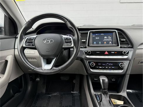 Used 2018 Hyundai Sonata SE image 20