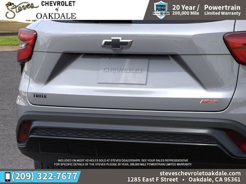 New 2026 Chevrolet Trax RS w/ Sunroof Package FWD image 14