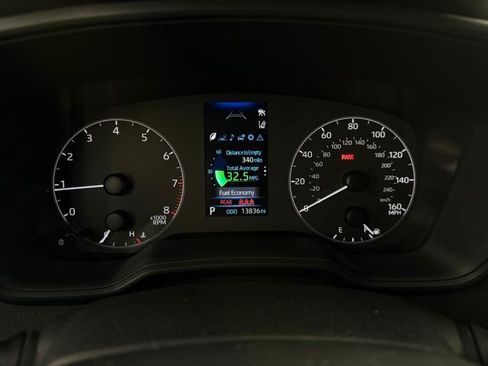 Used 2024 Toyota Corolla SE image 18