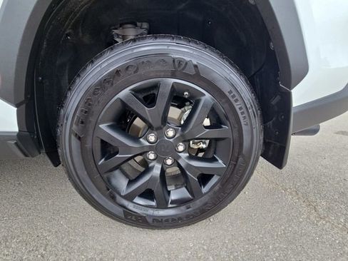 Used 2025 Toyota RAV4 LE image 32