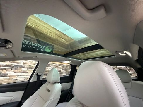 Used 2025 Hyundai Tucson Limited AWD/4WD image 22