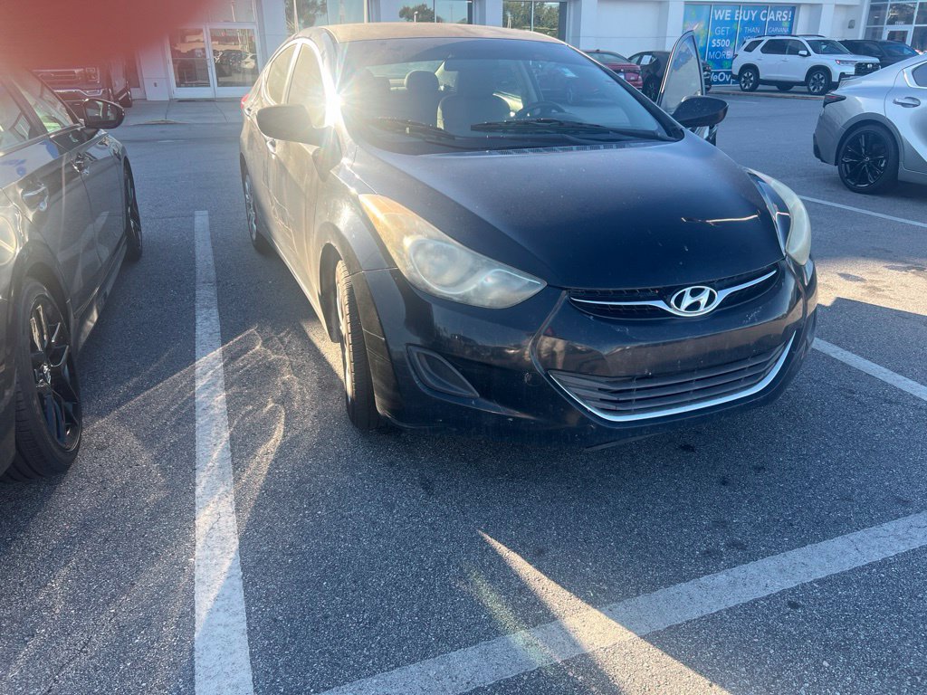 Used 2011 Hyundai Elantra GLS FWD image 3