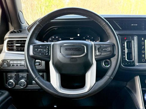 Used 2023 GMC Yukon XL Denali w/ Max Trailering Package AWD/4WD image 38