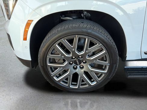 Used 2026 GMC Yukon XL Denali Ultimate AWD/4WD image 31