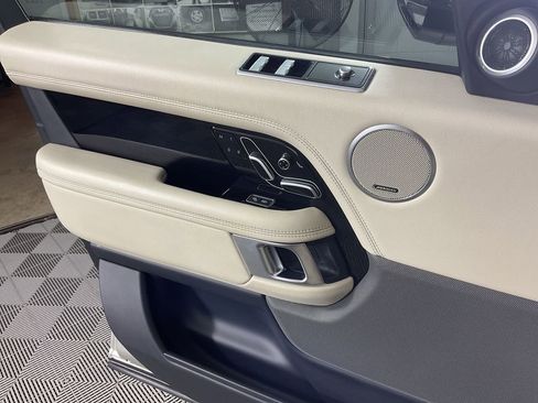 Used 2019 Land Rover Range Rover AWD/4WD image 19