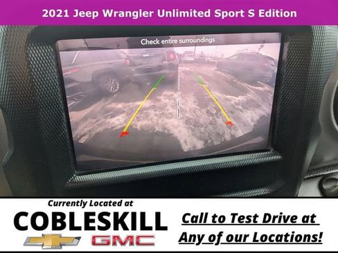 Used 2021 Jeep Wrangler Unlimited Sport image 15