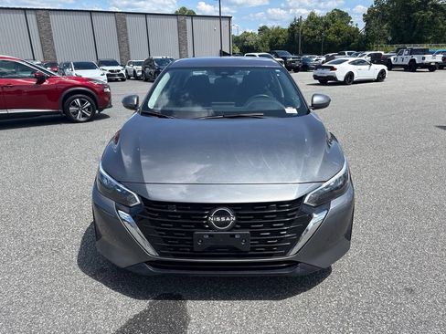 Used 2024 Nissan Sentra S FWD image 11