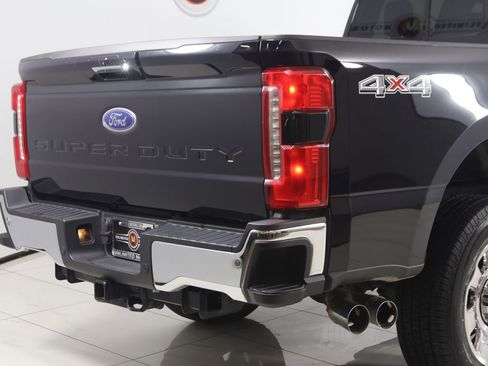Used 2023 Ford F250 Lariat w/ Lariat Ultimate Package AWD/4WD image 45