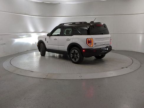 New 2025 Ford Bronco Sport Outer Banks image 4