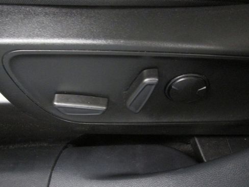 Used 2022 Ford Escape Titanium w/ Titanium Elite Package image 32