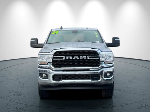 Used 2024 RAM 2500 Big Horn w/ Bed Utility Group image 9
