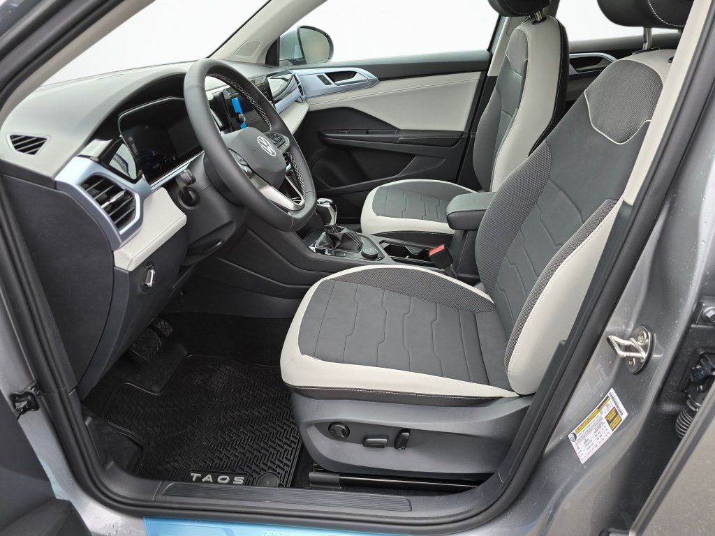 New 2026 Volkswagen Taos SE AWD/4WD image 16