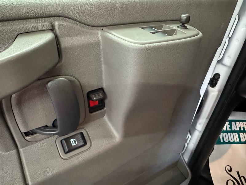 Used 2025 Chevrolet Express 2500 w/ Driver Convenience Package RWD image 15