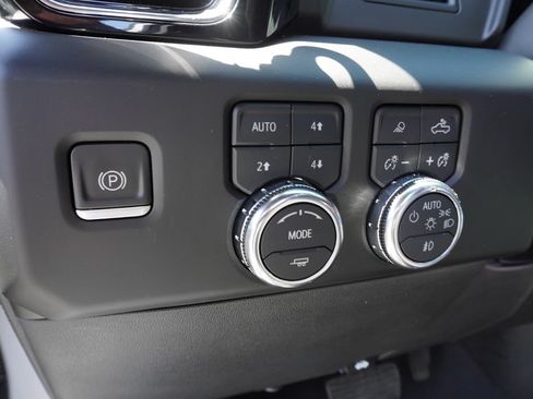 Certified 2022 GMC Sierra 1500 Denali AWD/4WD image 19