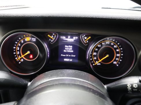 Used 2019 Jeep Wrangler Sport image 31