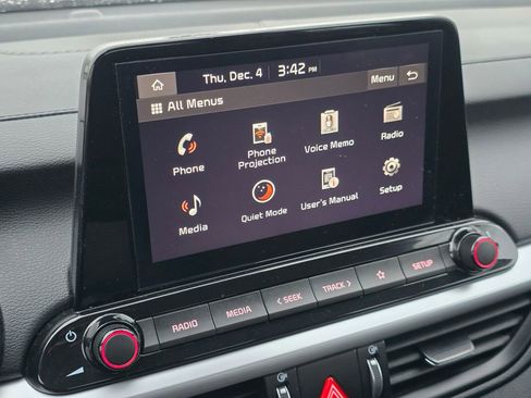 Certified 2024 Kia Forte LXS image 31