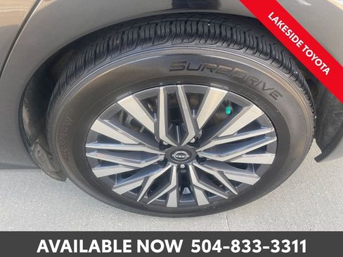 Used 2024 Nissan Altima 2.5 SV image 12