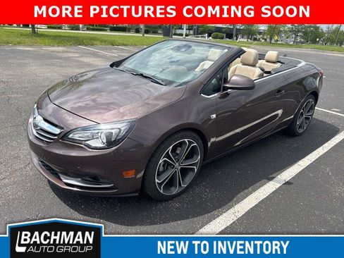 Used 2016 Buick Cascada Premium image 4