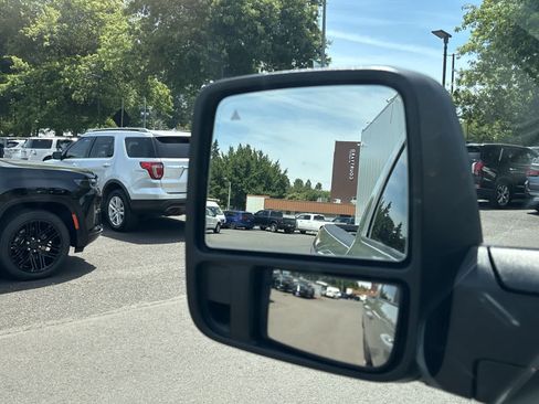 New 2026 RAM 3500 Laramie AWD/4WD image 30