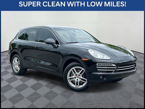 Used 2014 Porsche Cayenne image 1