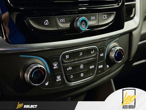 Used 2023 Chevrolet Traverse LT w/ LPO, Floor Liner Package image 16