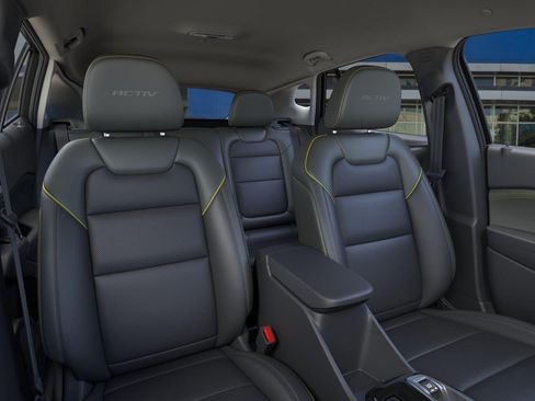 New 2026 Chevrolet Trax ACTIV w/ Driver Confidence Package FWD image 16
