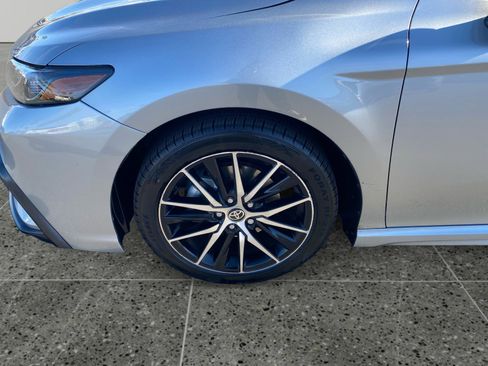 Used 2023 Toyota Camry SE FWD image 14