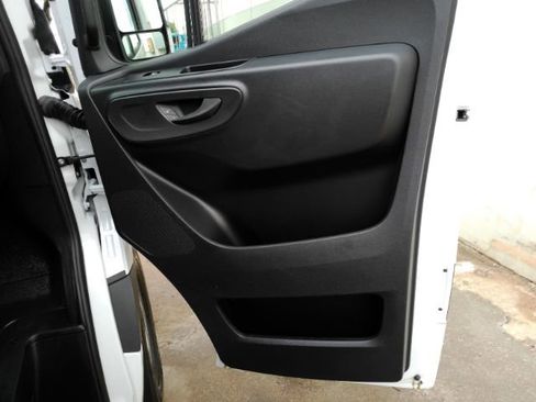 Used 2026 Mercedes-Benz Sprinter 2500 image 24