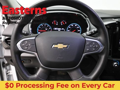 Used 2021 Chevrolet Traverse LS AWD/4WD image 10