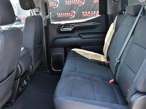 Used 2024 Chevrolet Silverado 1500 LT w/ Protection Package AWD/4WD image 34