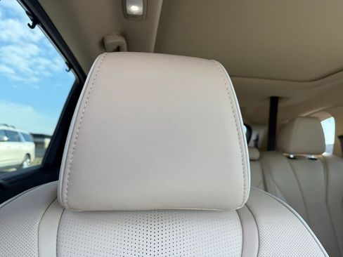 Used 2023 Acura MDX Advance image 32