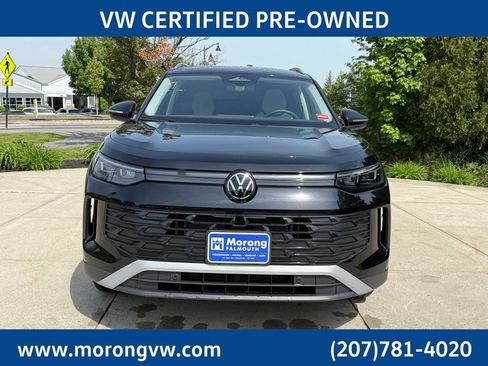 Certified 2025 Volkswagen Tiguan SE AWD/4WD image 3