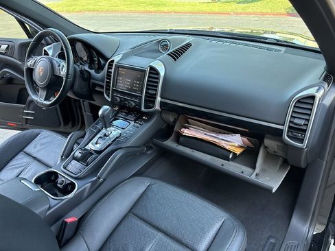 Used 2014 Porsche Cayenne AWD/4WD image 37
