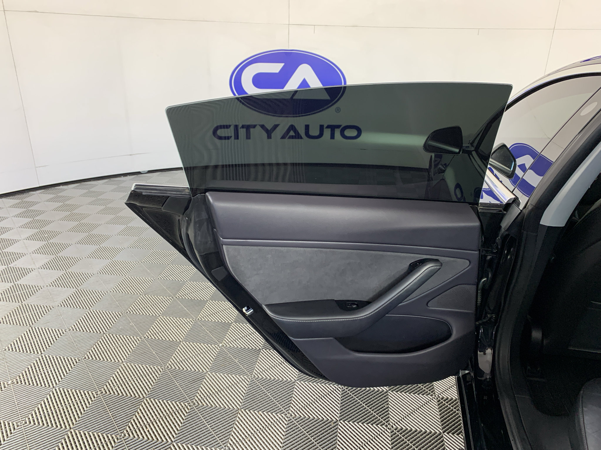Used 2019 Tesla Model 3 Standard Range Plus RWD image 25